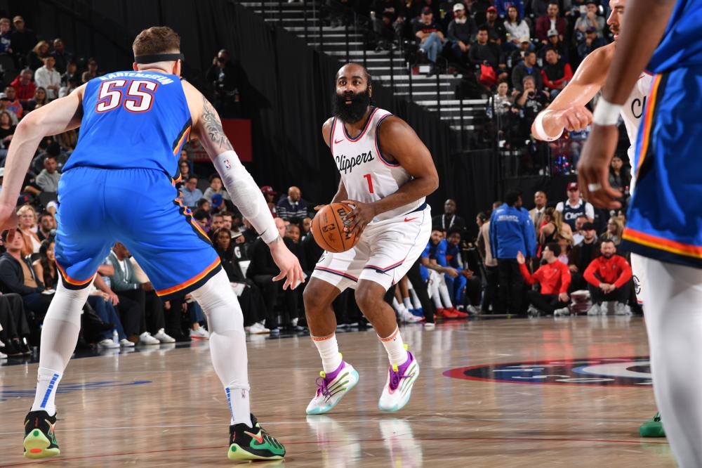 以浓眉哥安 以浓眉哥安