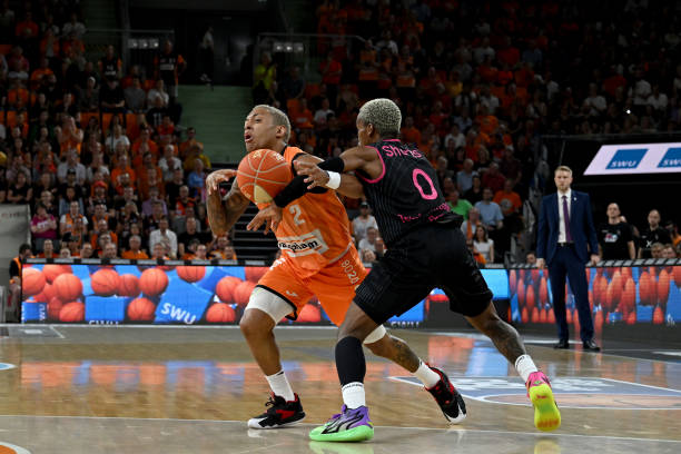 变化多端的 变化多端的